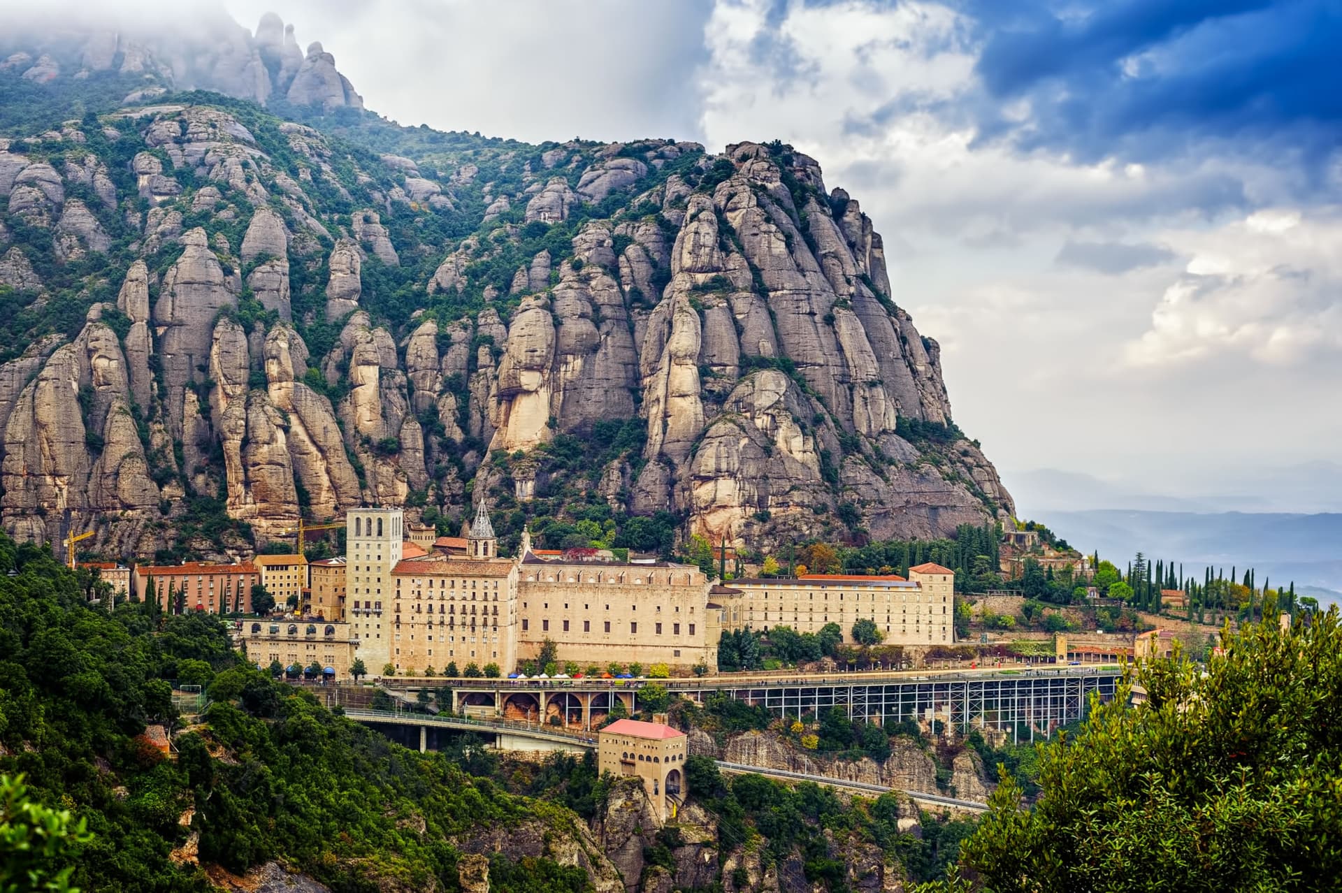 Montserrat Sunrise Tour from Barcelona - მთავარი სურათი