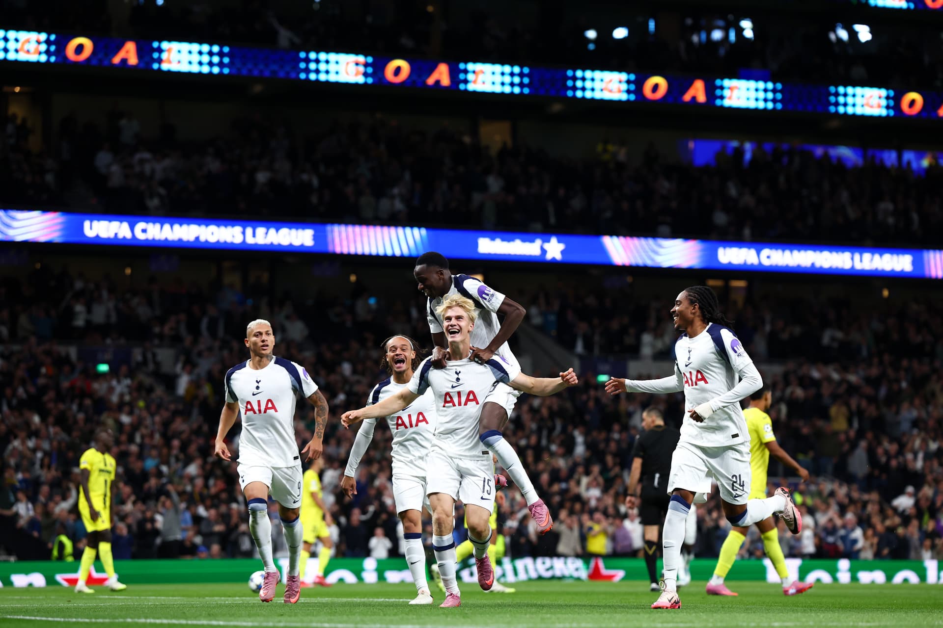 Premier League Football - Tottenham Hotspur FC Match Ticket at Tottenham Hotspur Stadium - სურათი 5