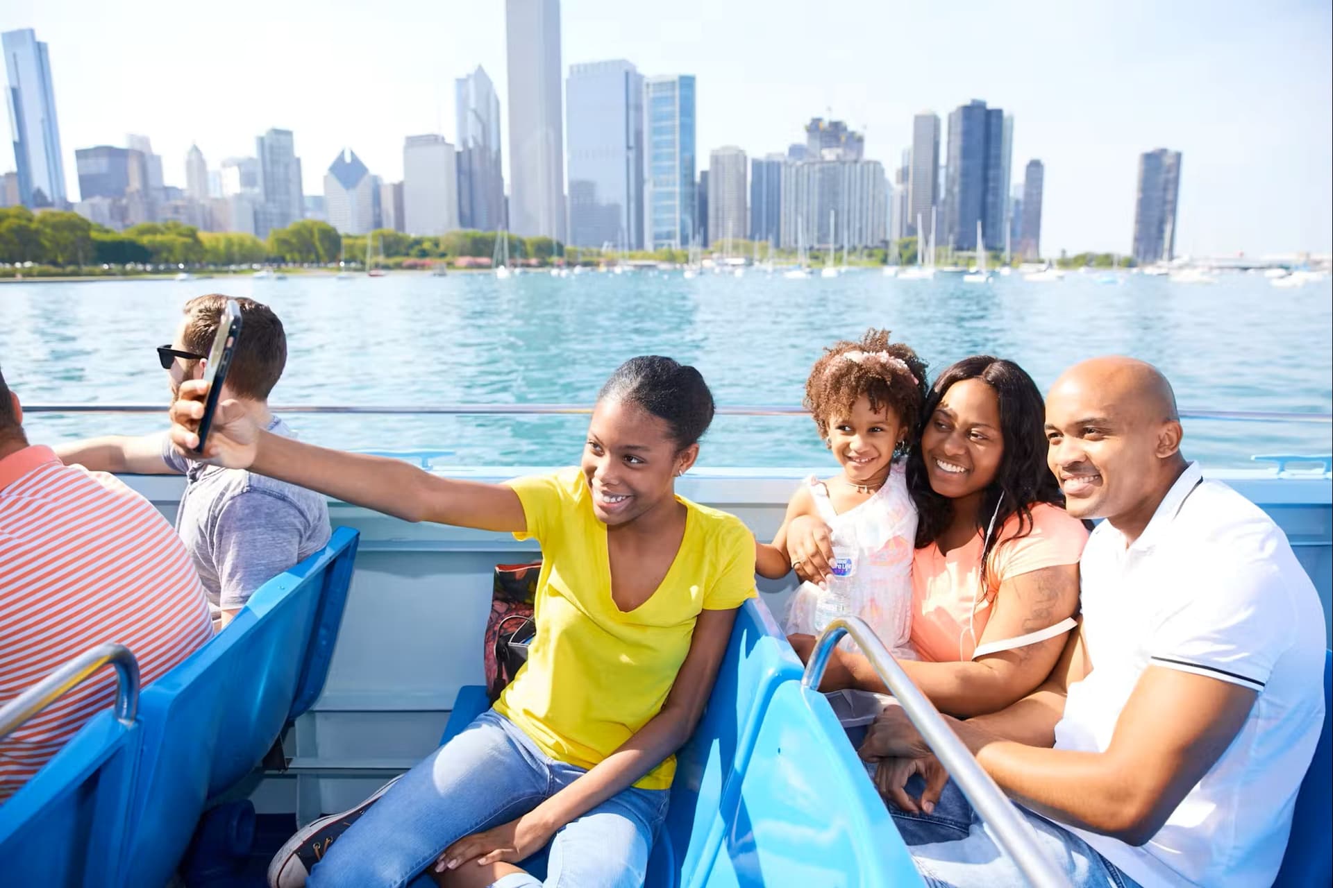 Lake Michigan and Chicago River Cruise Ticket - სურათი 6