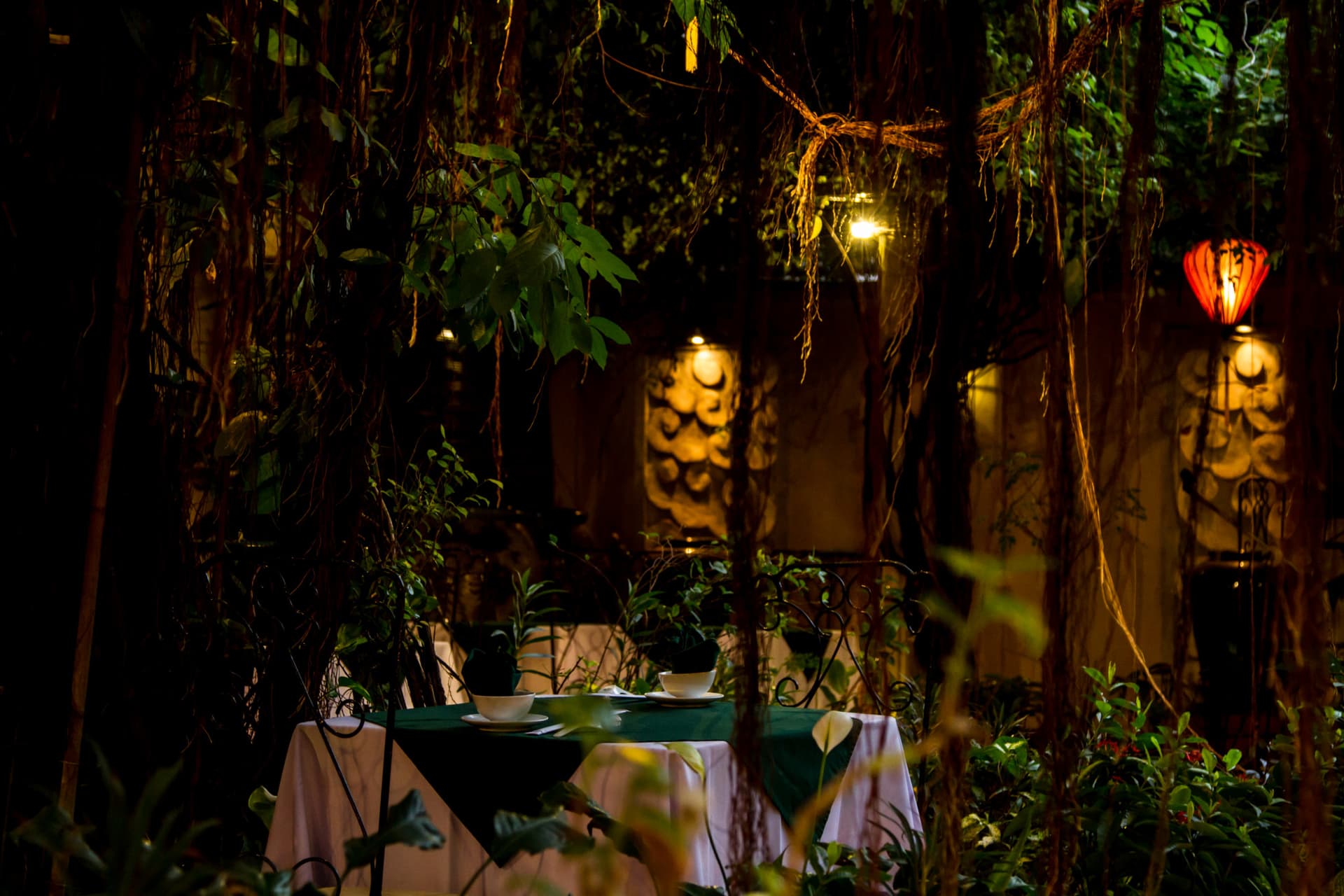 Traditional Vietnamese Water Puppet Show with Dinner in Ho Chi Minh - სურათი 17