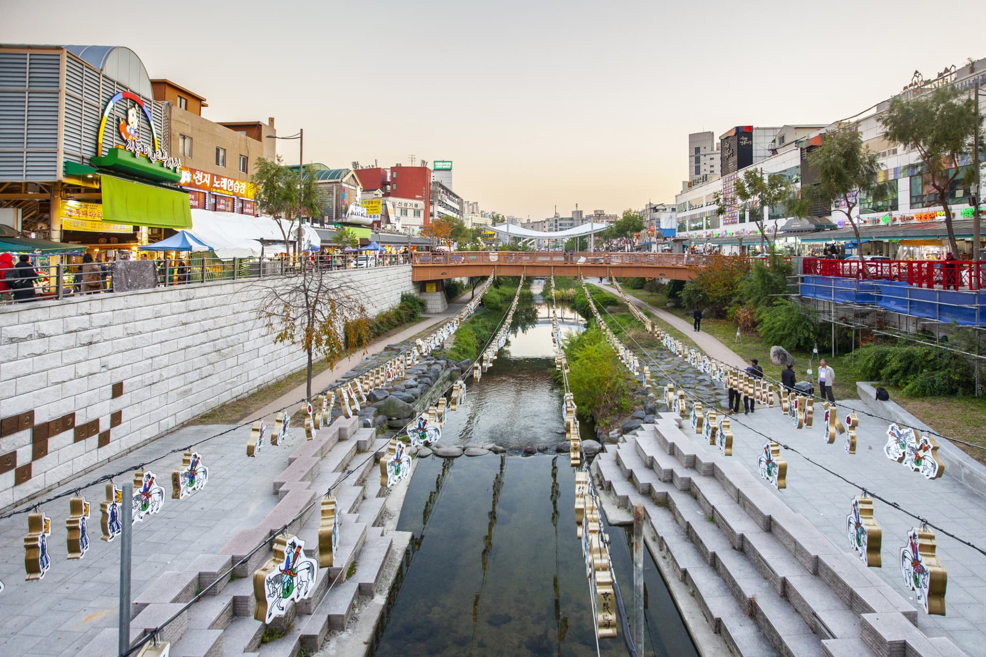 Korean Folk Village and Suwon Hwaseong Fortress Full-Day Tour from Seoul - სურათი 7