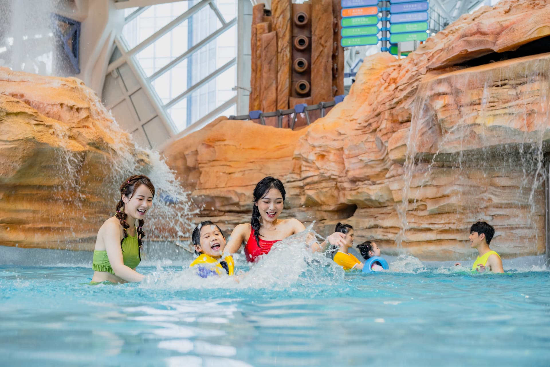 Studio City Water Park - სურათი 8