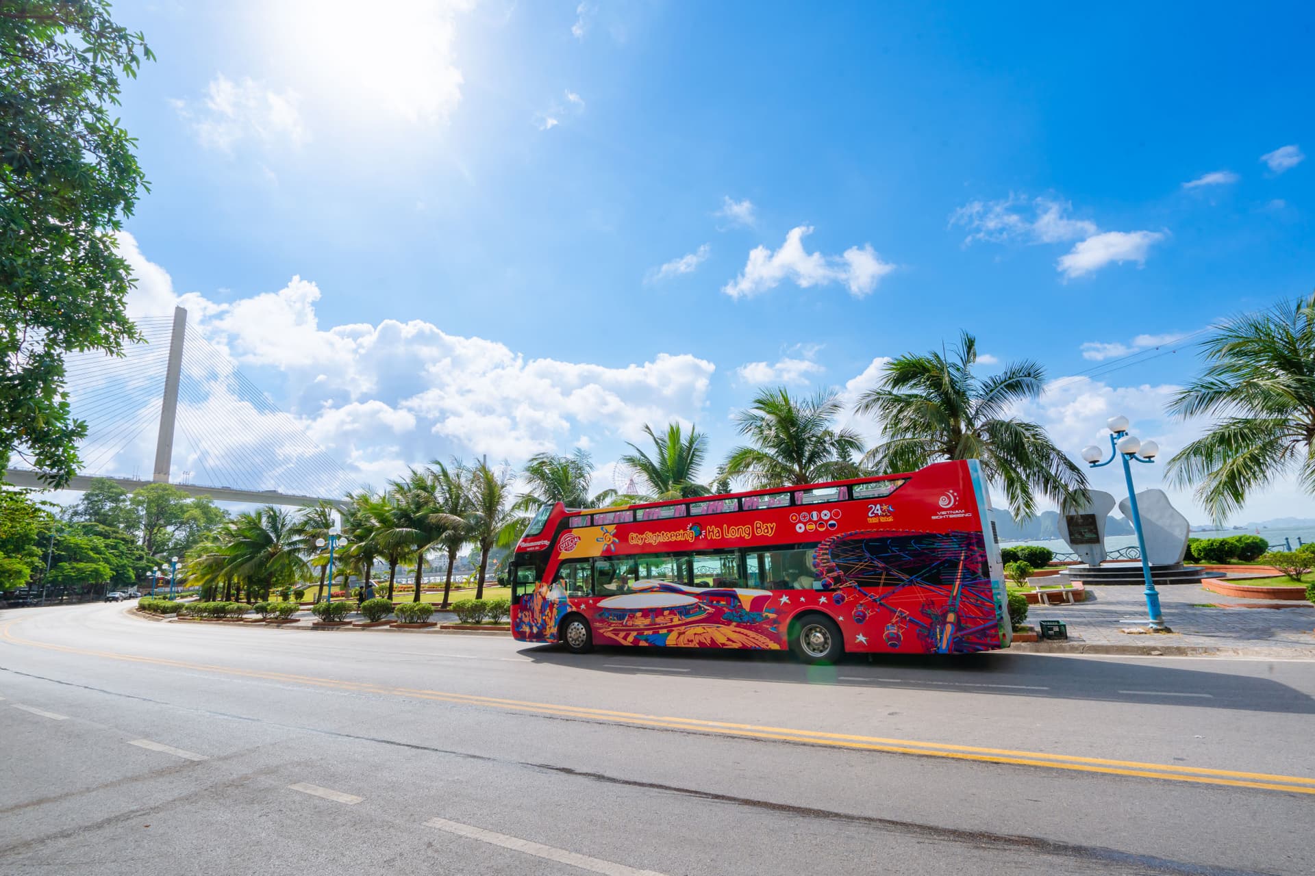City Sightseeing Ha Long Hop-on Hop-off Bus Tour - მთავარი სურათი