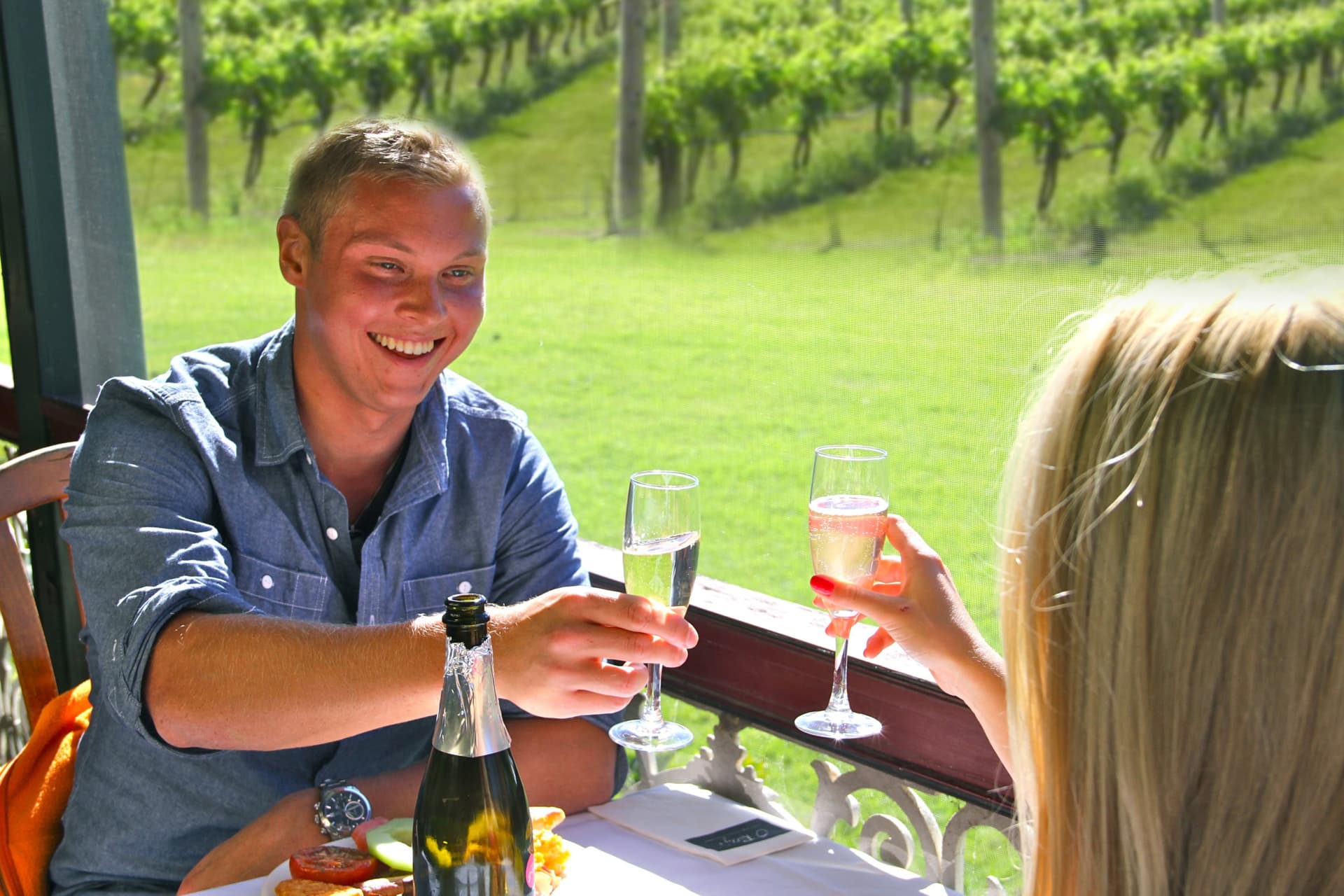 Sunrise Hot Air Balloon Flight over Brisbane with Vineyard Breakfast - სურათი 6