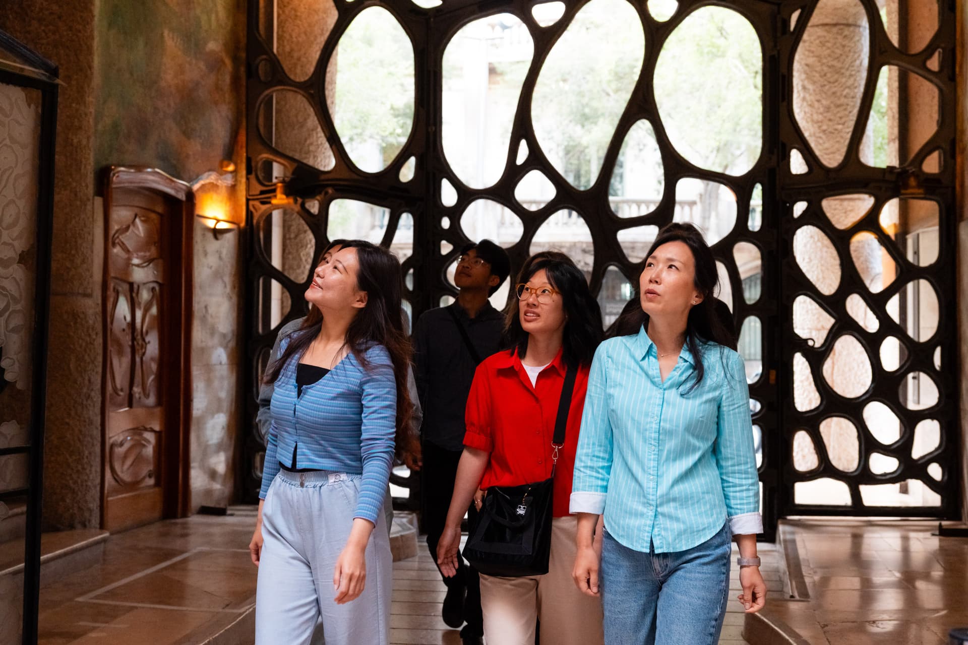 Gaudi Houses: Casa Vicens, Casa Batllo, Casa Mila Guided Tour - სურათი 9