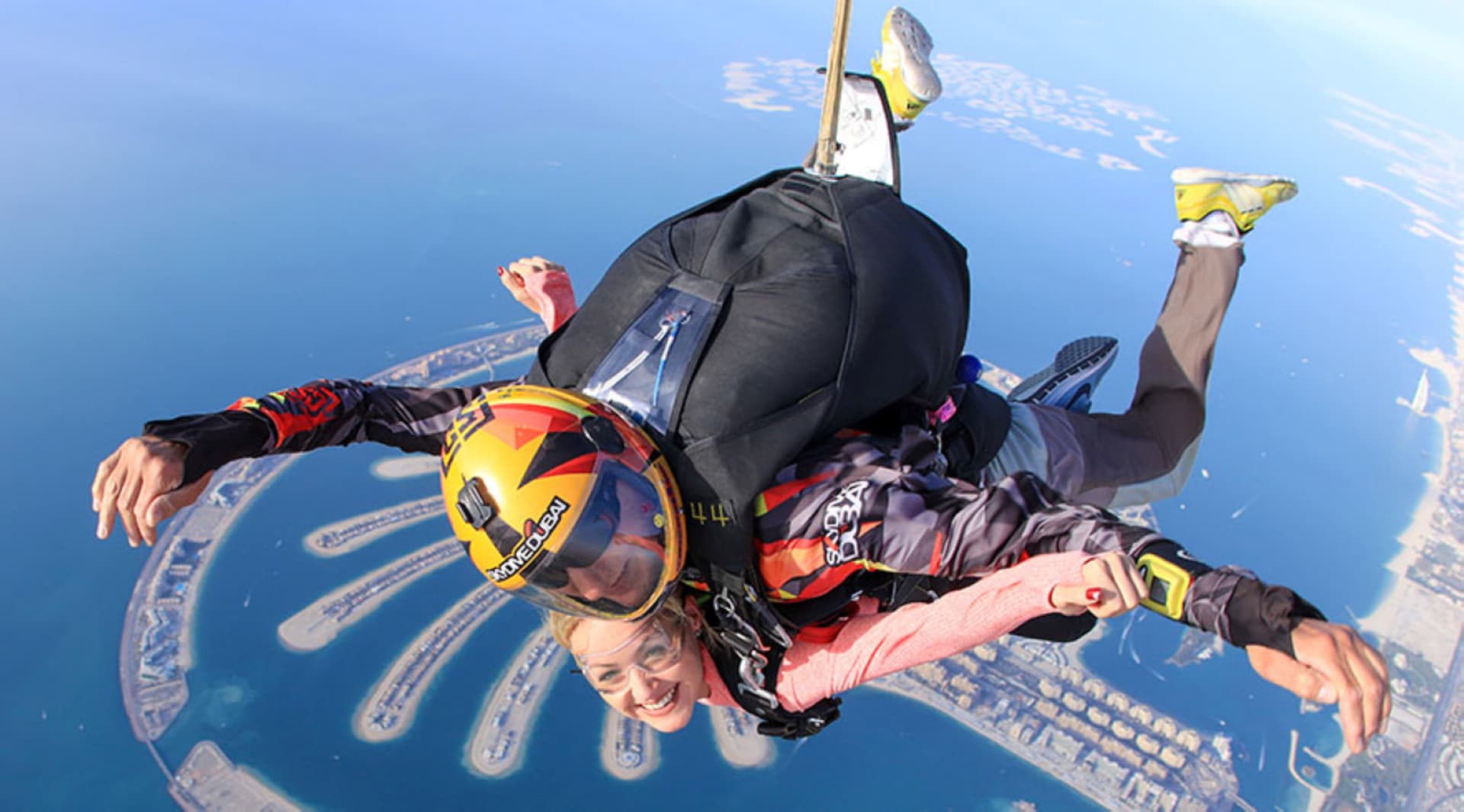 Skydive Dubai Tandem Skydiving Experience - მთავარი სურათი