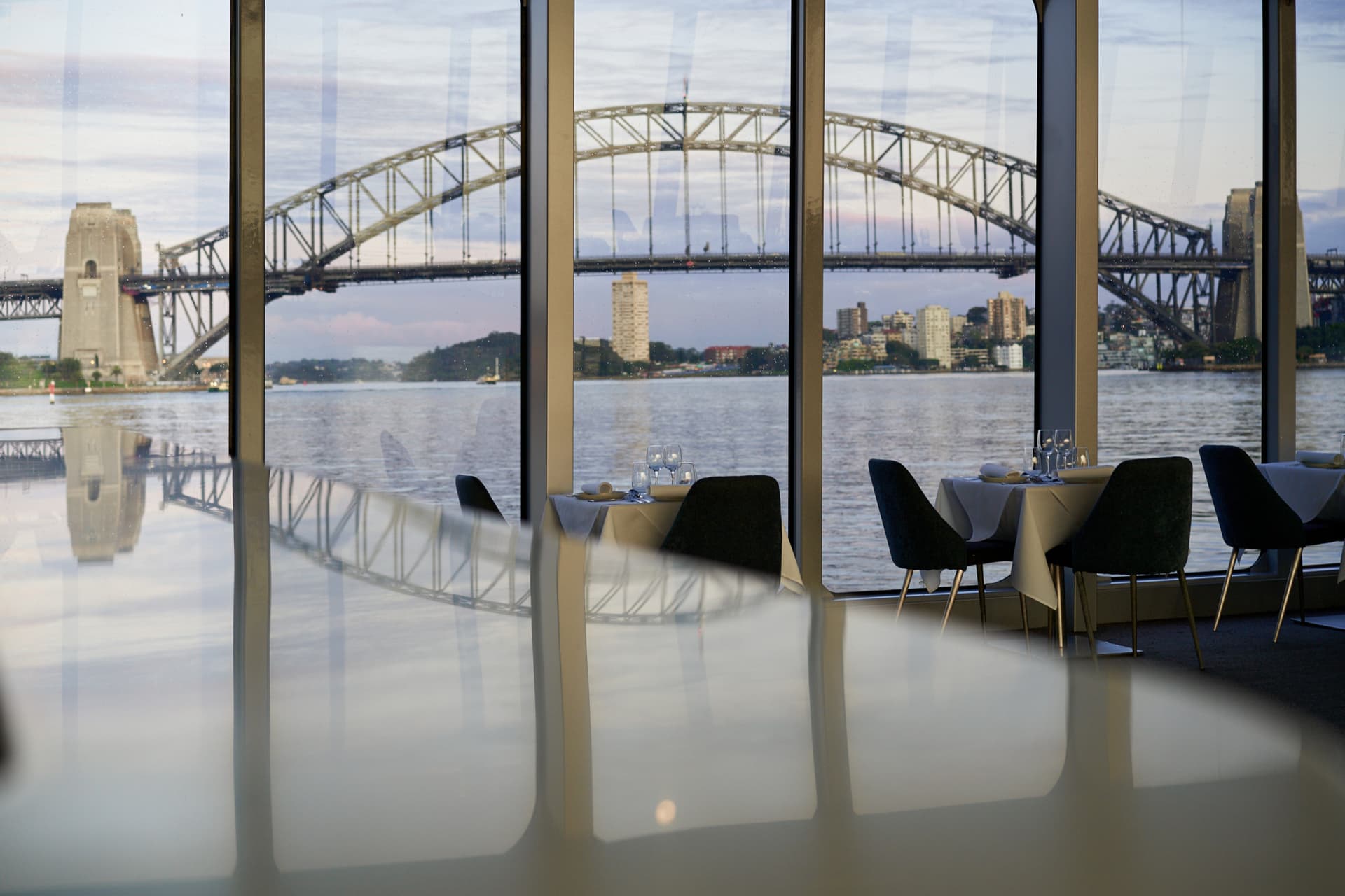Sydney Harbour Glass Boat Dinner Cruise with Wine Pairing - სურათი 7