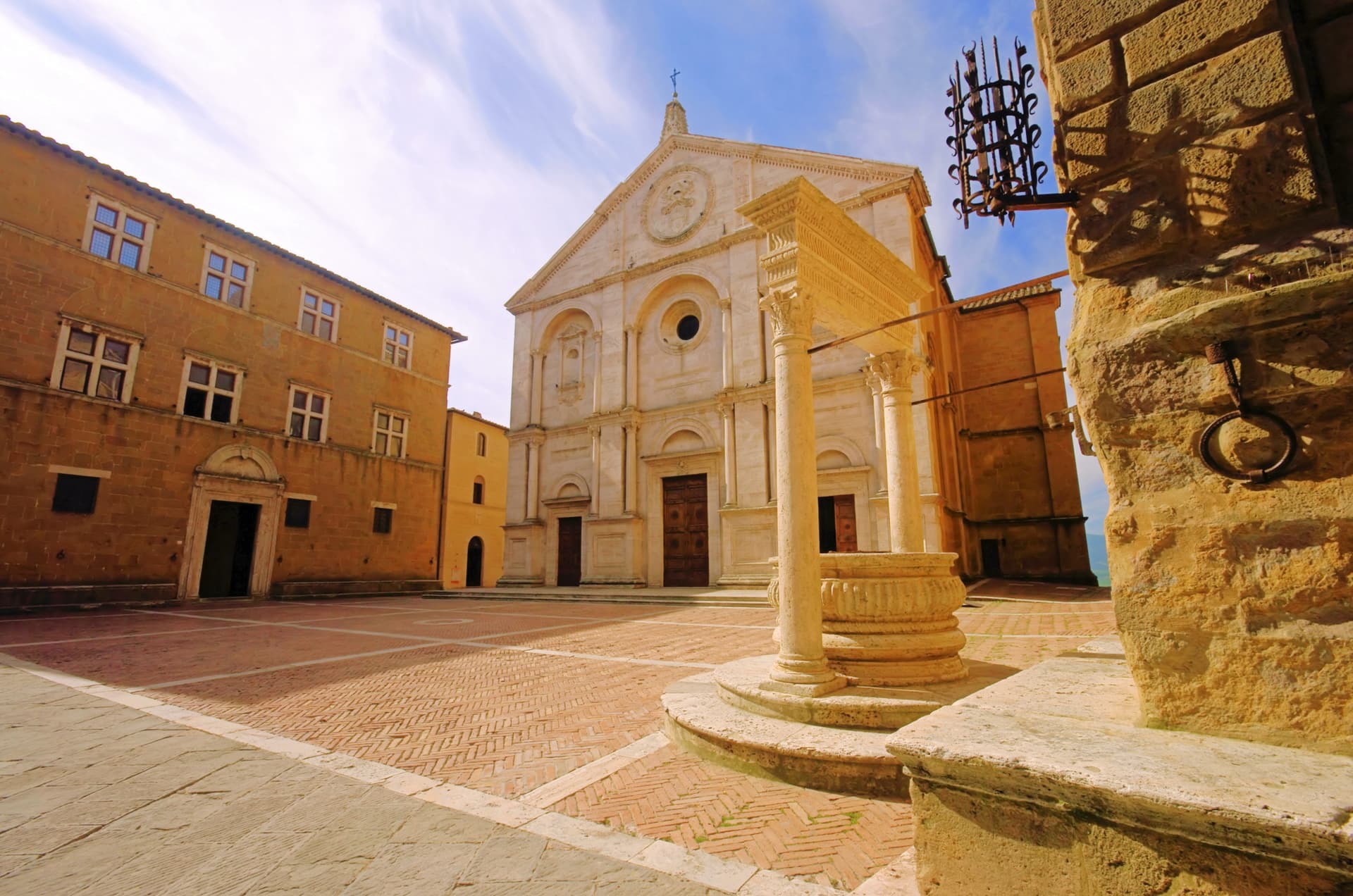 Medieval Tuscany Tour from Florence: Monteriggioni, Montalcino, Pienza - სურათი 9