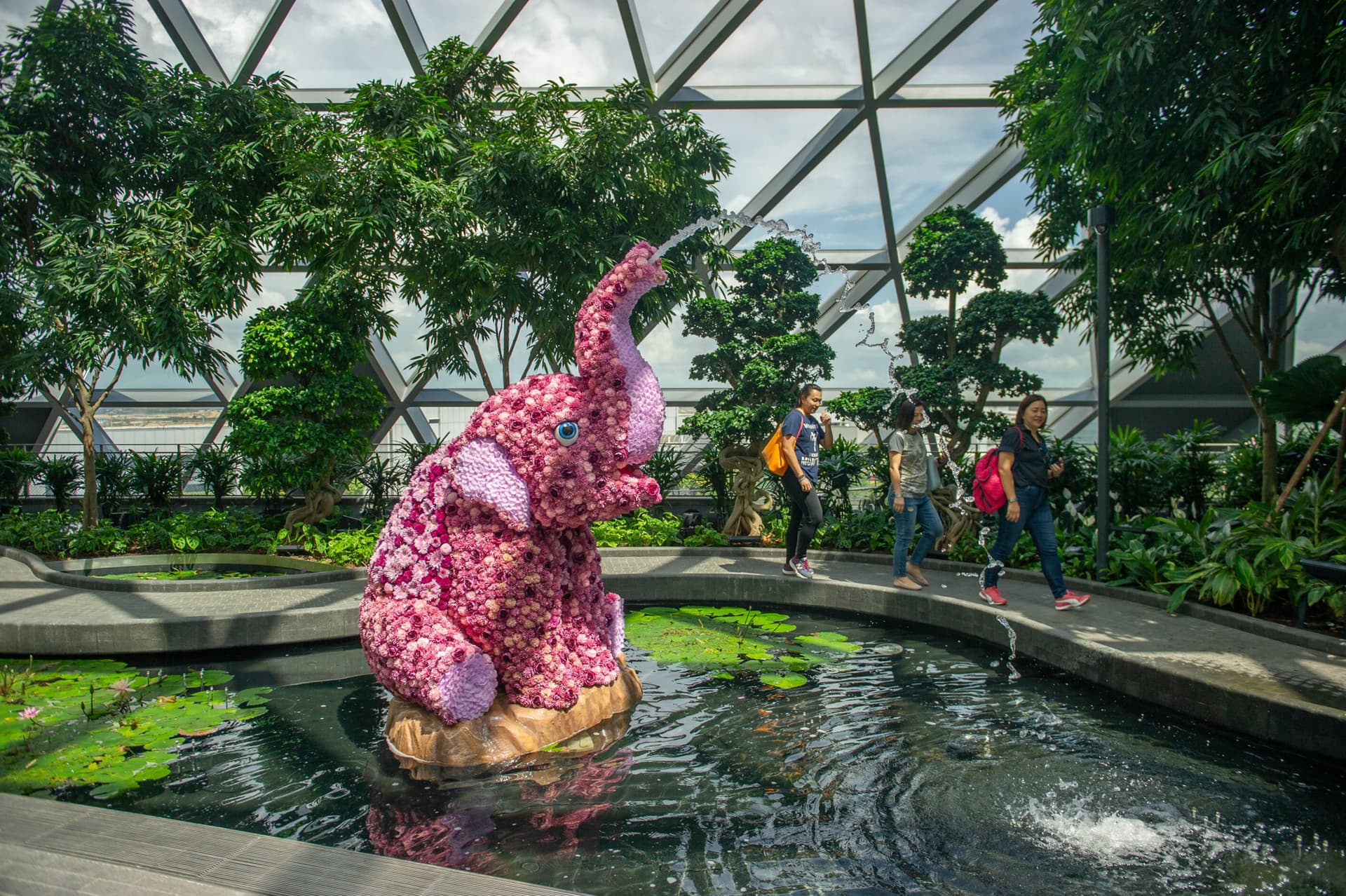 Jewel Changi Airport Attractions - სურათი 7