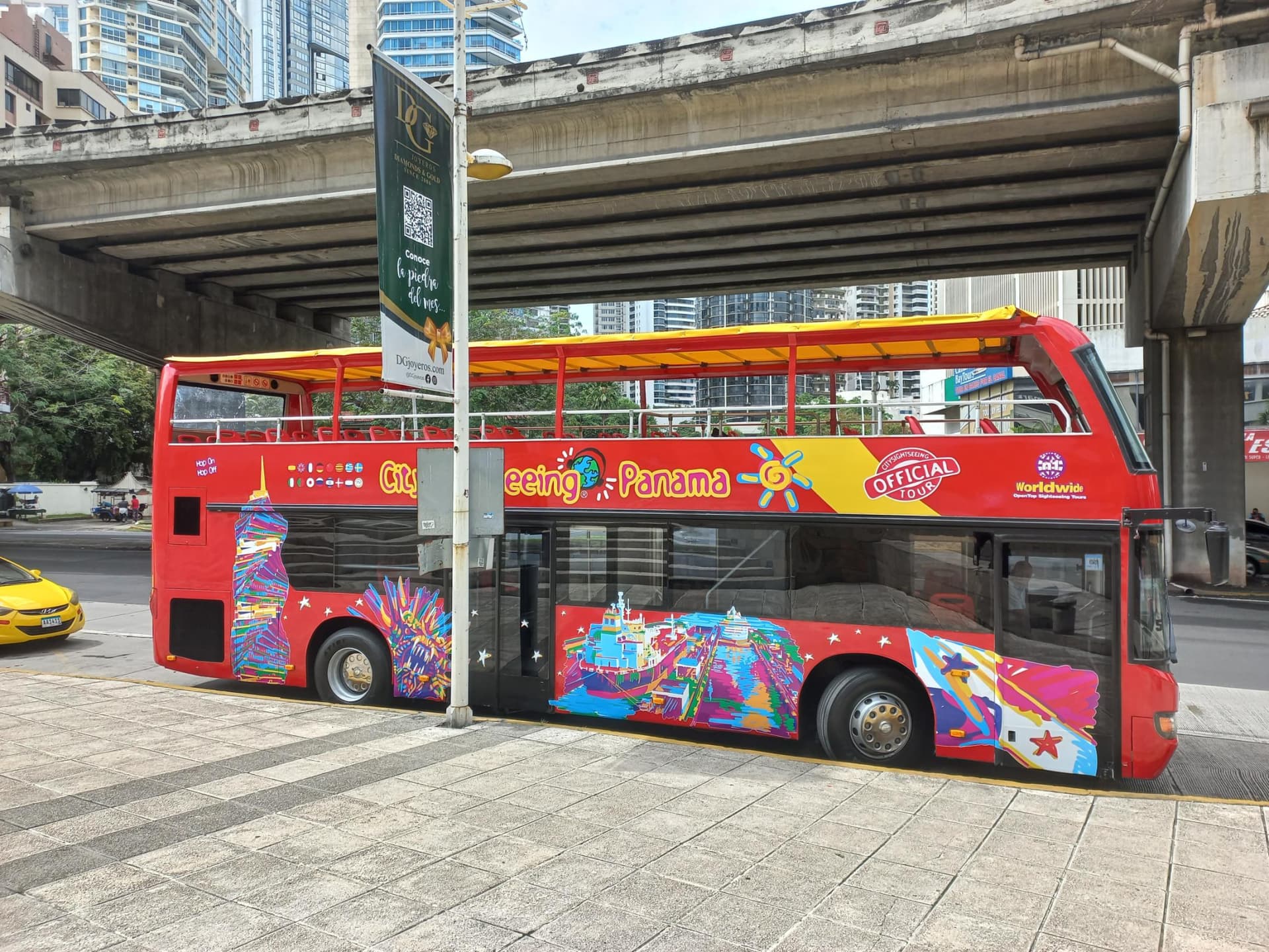 City Sightseeing Panama City Hop-on Hop-off Bus Tour - სურათი 2