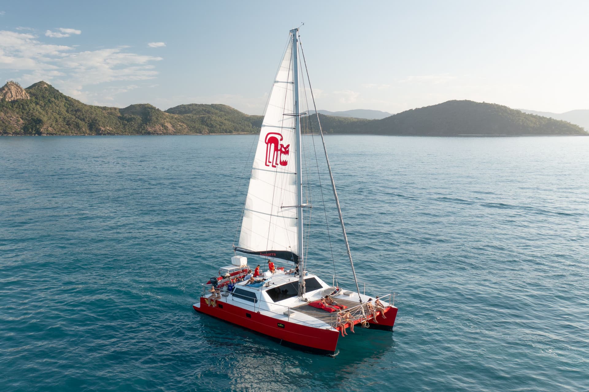 Tongarra Day Sailing Tour - მთავარი სურათი