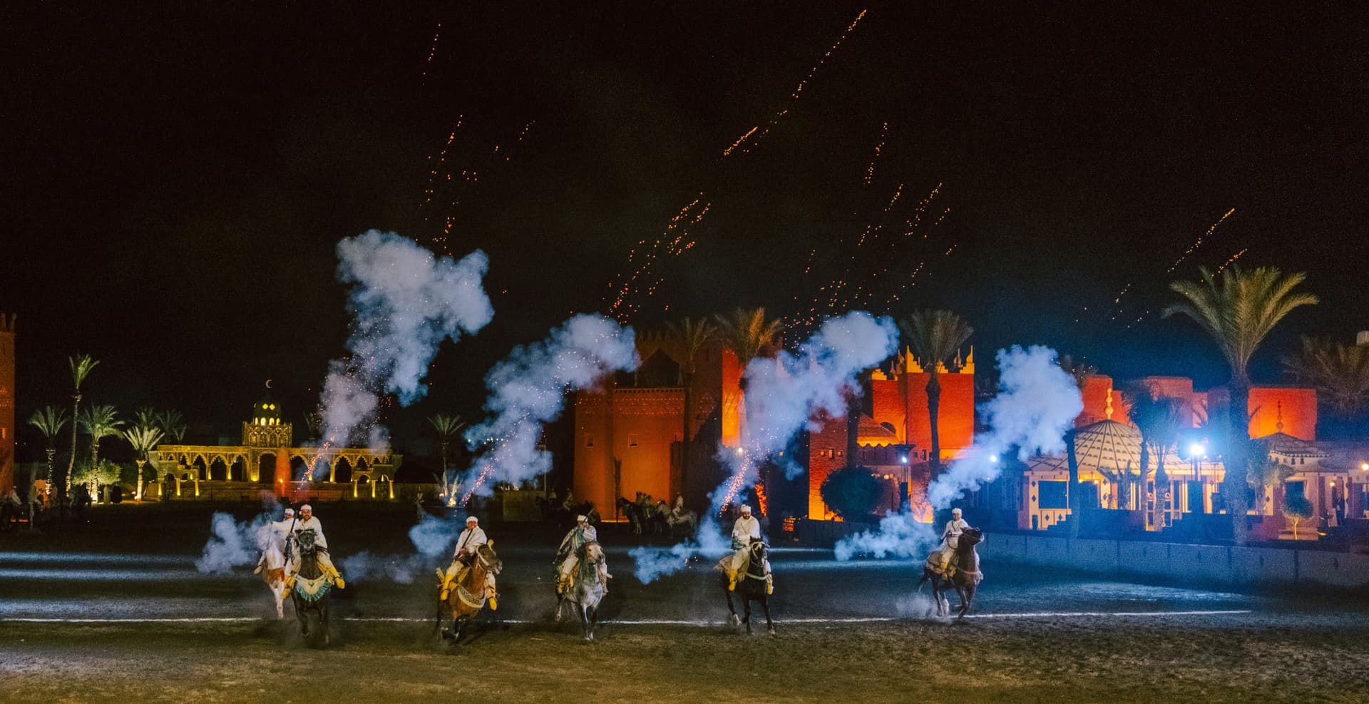 Fantasia 1001 Nights Dinner Show with Round Trip Transfers from Marrakech - მთავარი სურათი