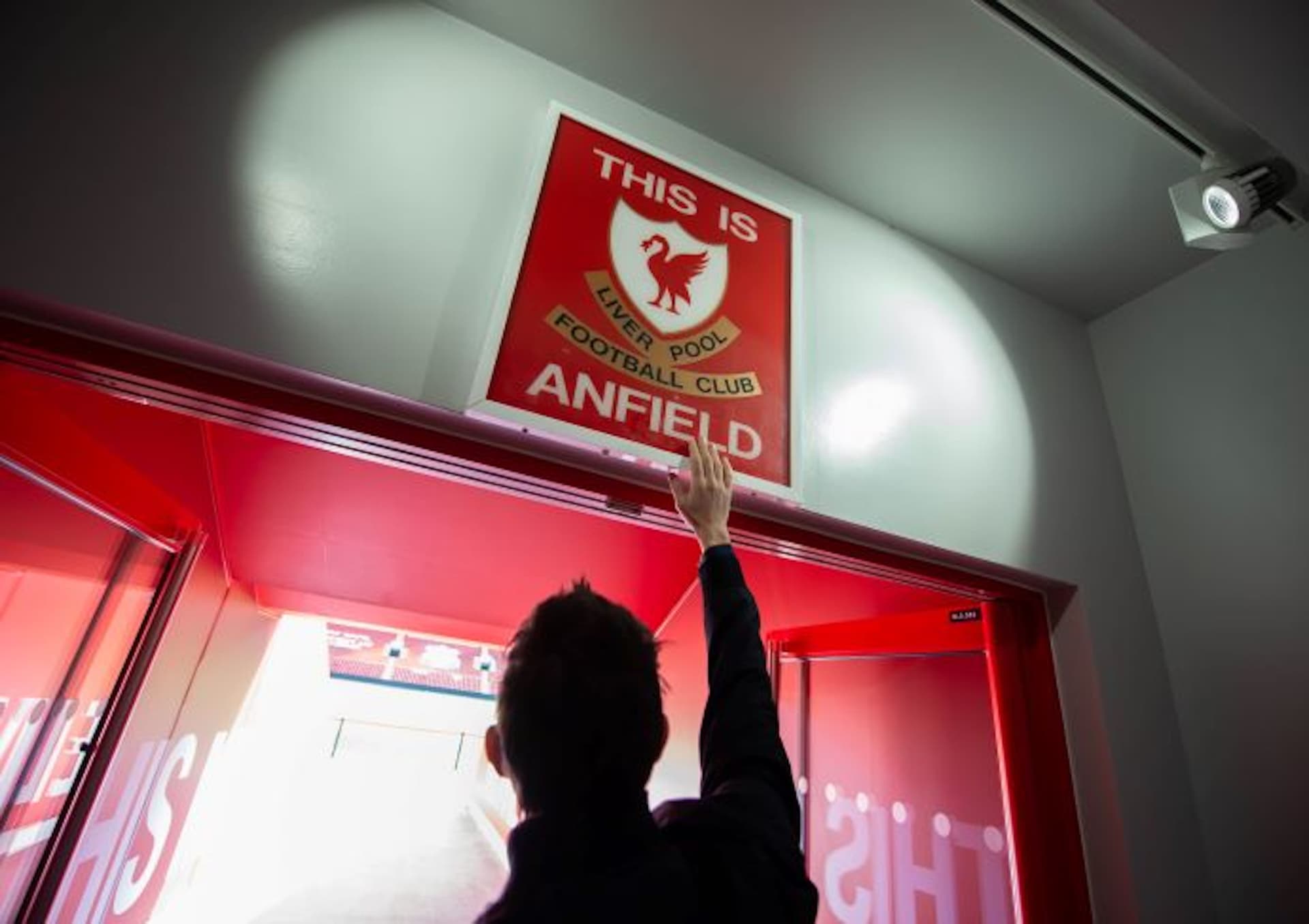 Liverpool Football Club Stadium Tour - მთავარი სურათი