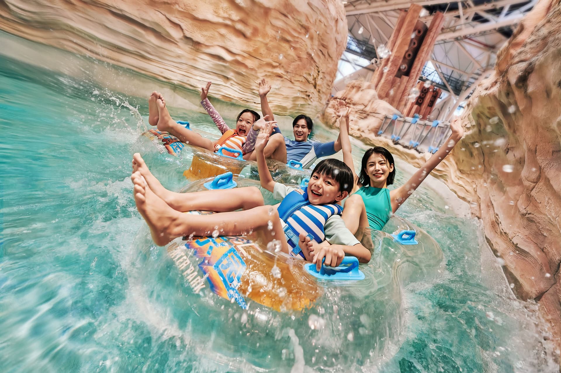 Studio City Water Park - სურათი 37