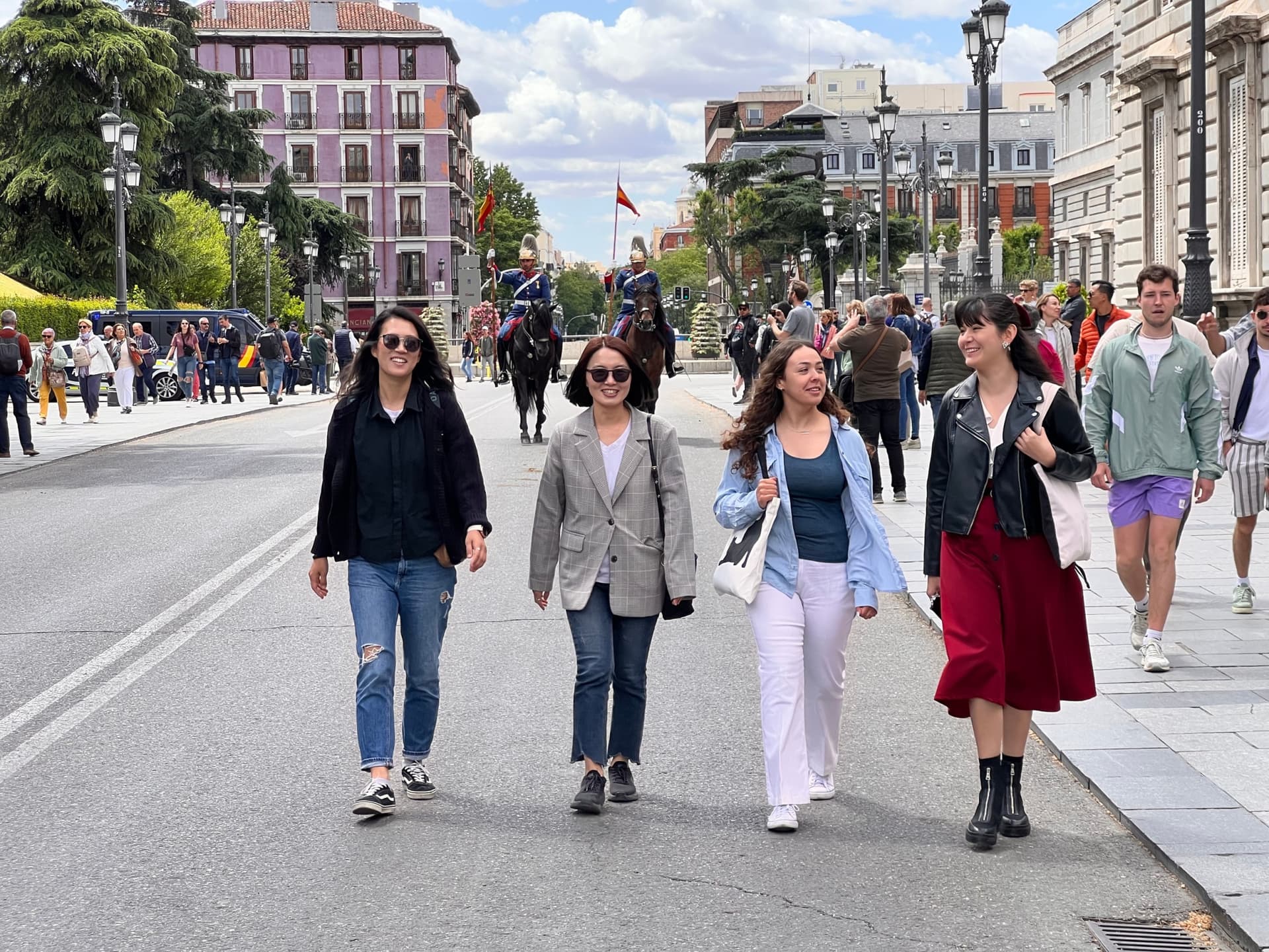 Madrid Old Town Walking Tour in English, Mandarin, Korean with Flamenco Show - სურათი 5