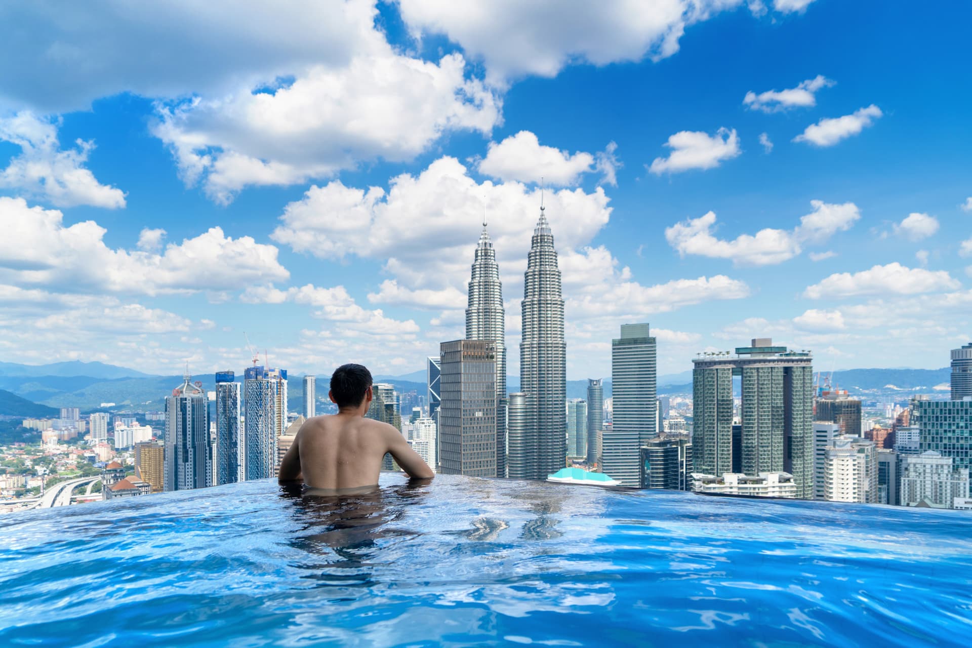 Professional Photo Shoot in Kuala Lumpur - სურათი 2