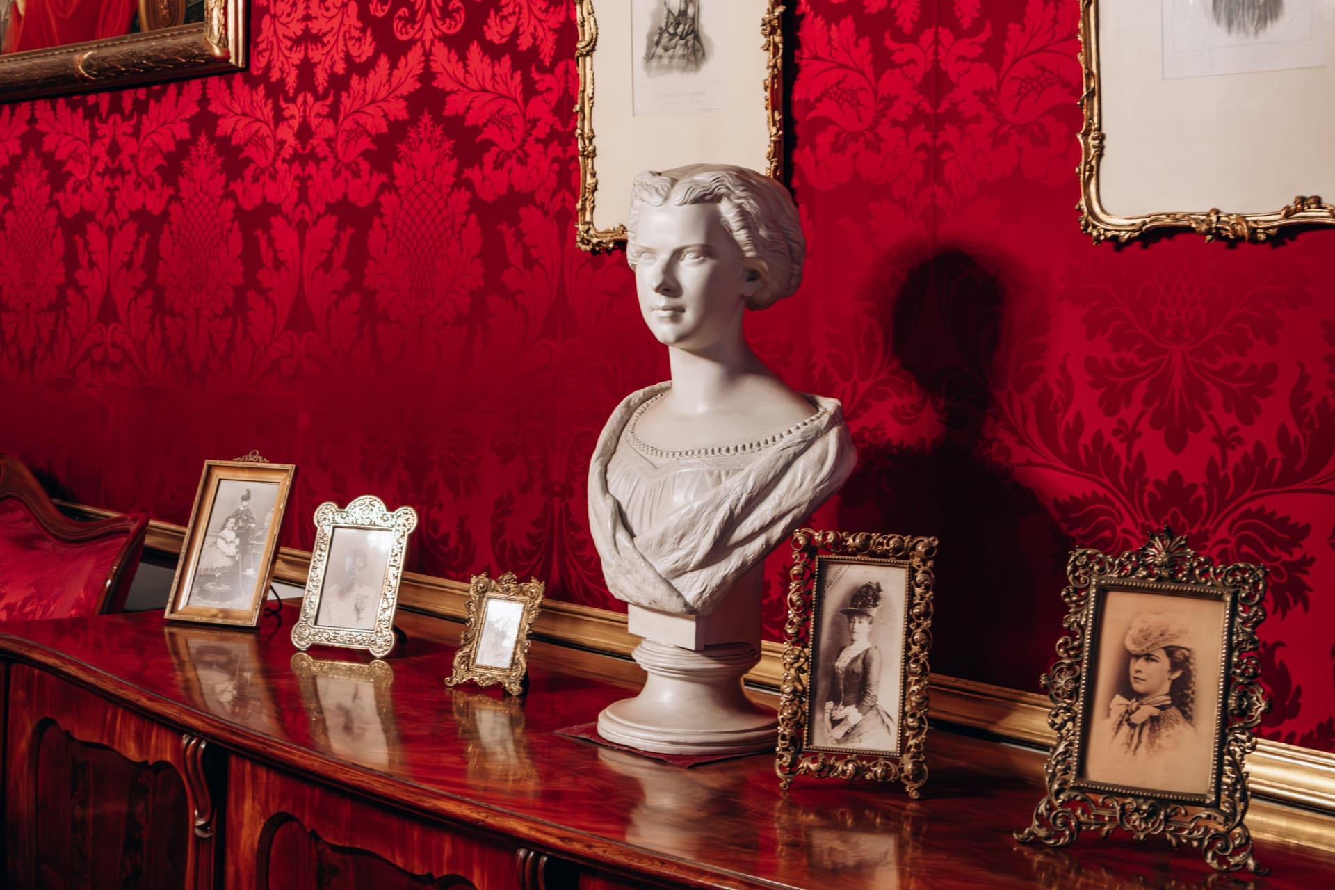 Hofburg Palace, Gardens, and Sisi Museum Skip-the-Line Guided Tour - სურათი 8