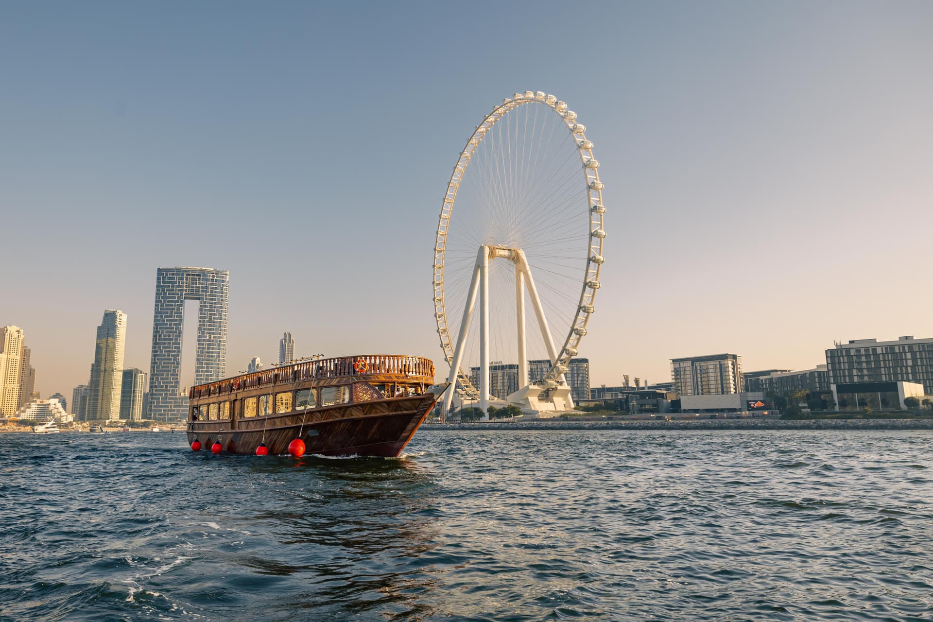 Alexandra Dhow Dinner Cruise in Dubai Marina - სურათი 12