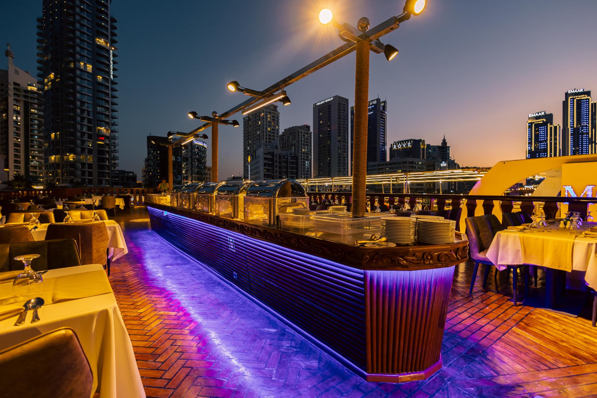 Alexandra Dhow Dinner Cruise in Dubai Marina - სურათი 3