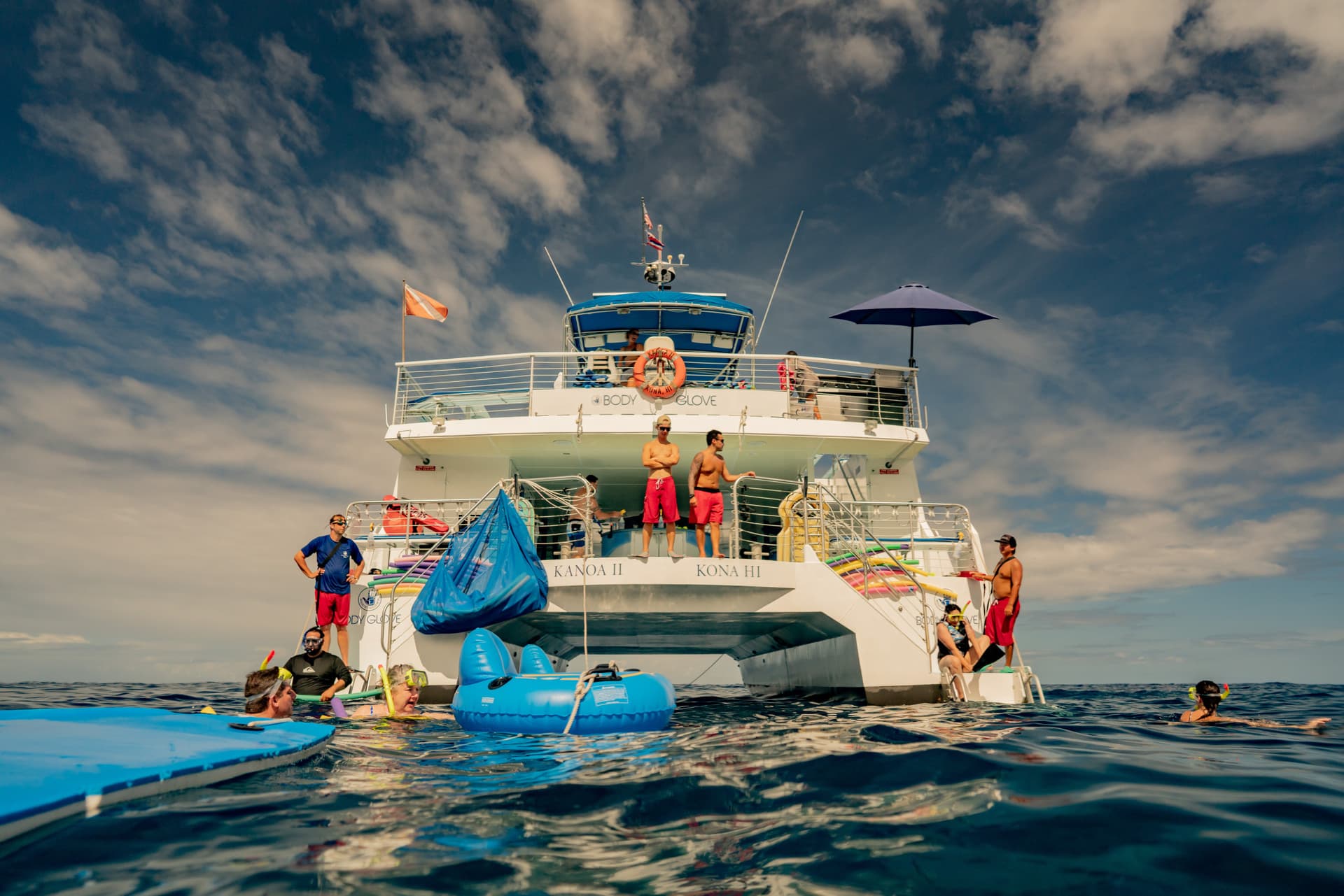 Kona Dolphin Watching Cruise with Snorkelling Experience - სურათი 3