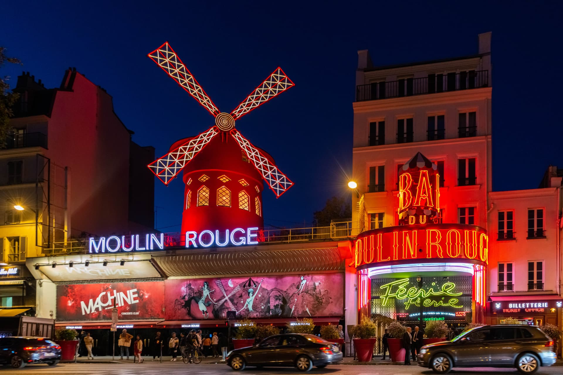 Moulin Rouge Cabaret Show and Paris Bus Tour - სურათი 7