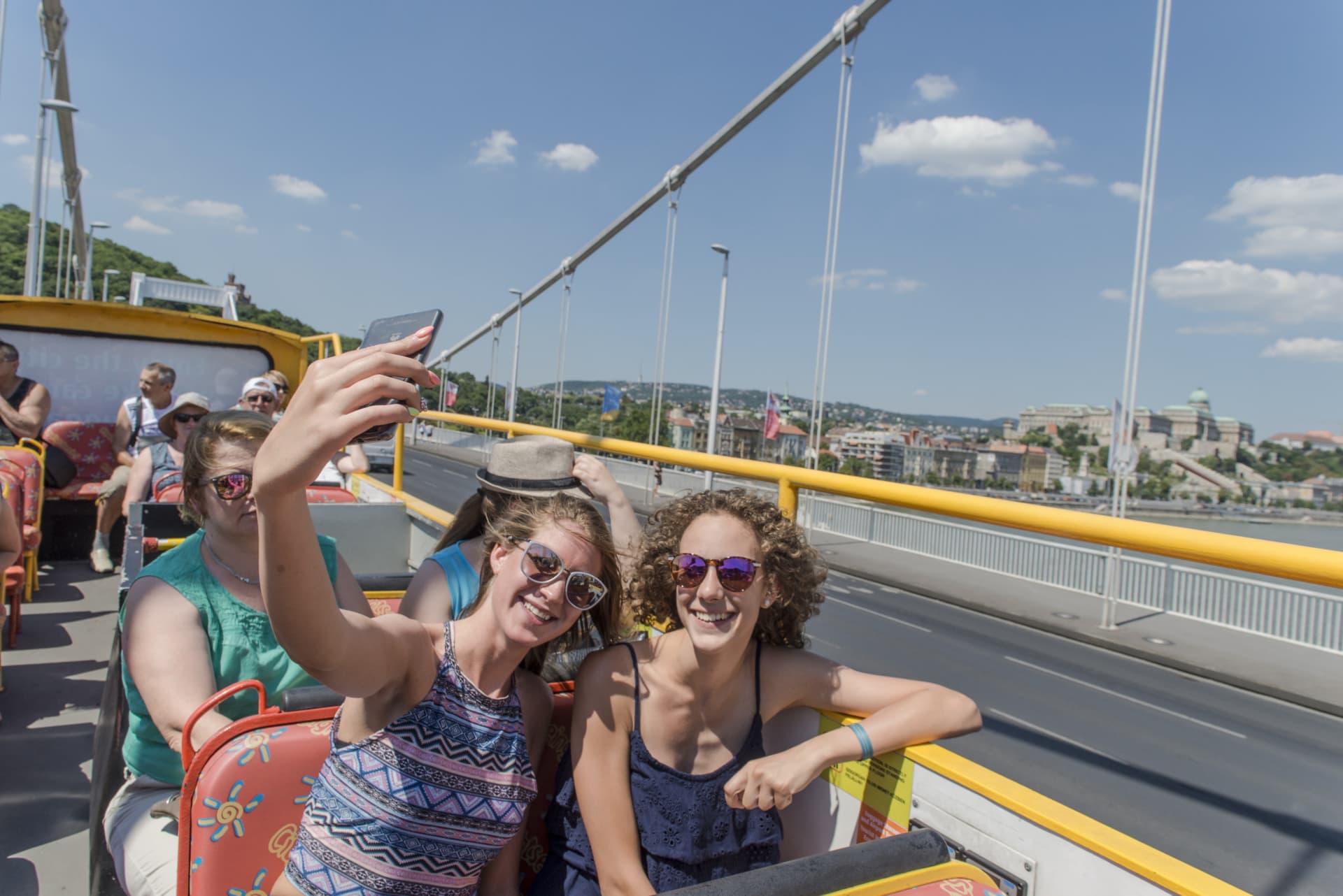 City Sightseeing Budapest Hop-on Hop-off Bus Tour - სურათი 2