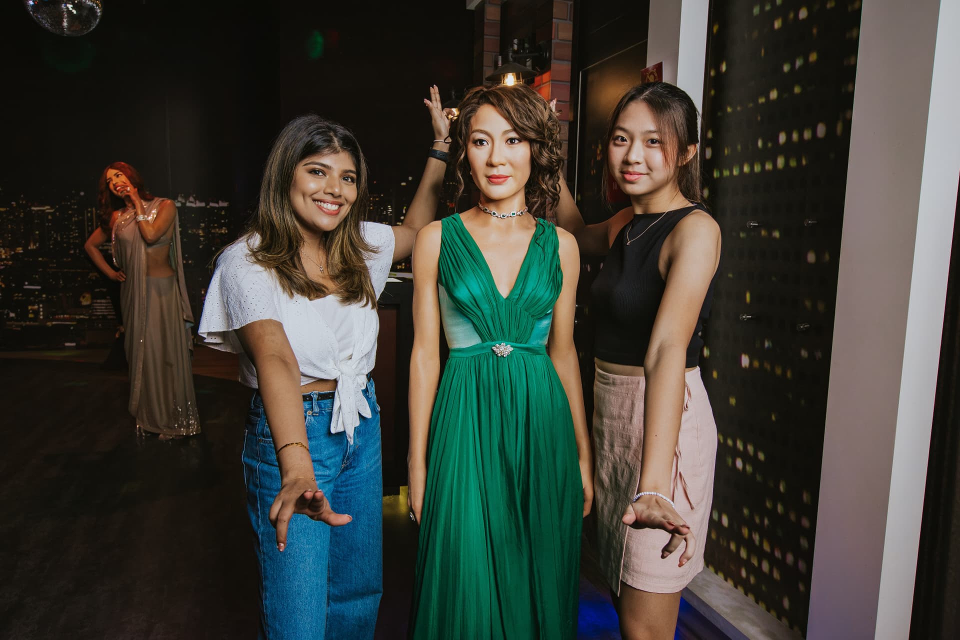 COMBO: Madame Tussauds Singapore + Skyline Luge Singapore Ticket - სურათი 14
