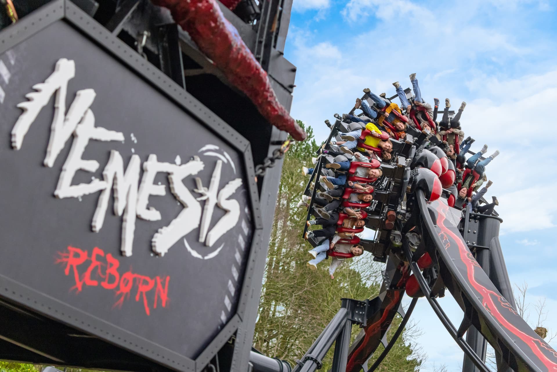 Alton Towers Ticket - სურათი 3