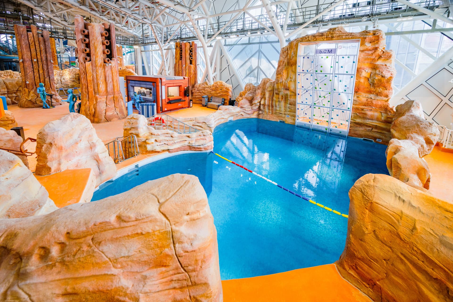 Studio City Water Park - სურათი 22