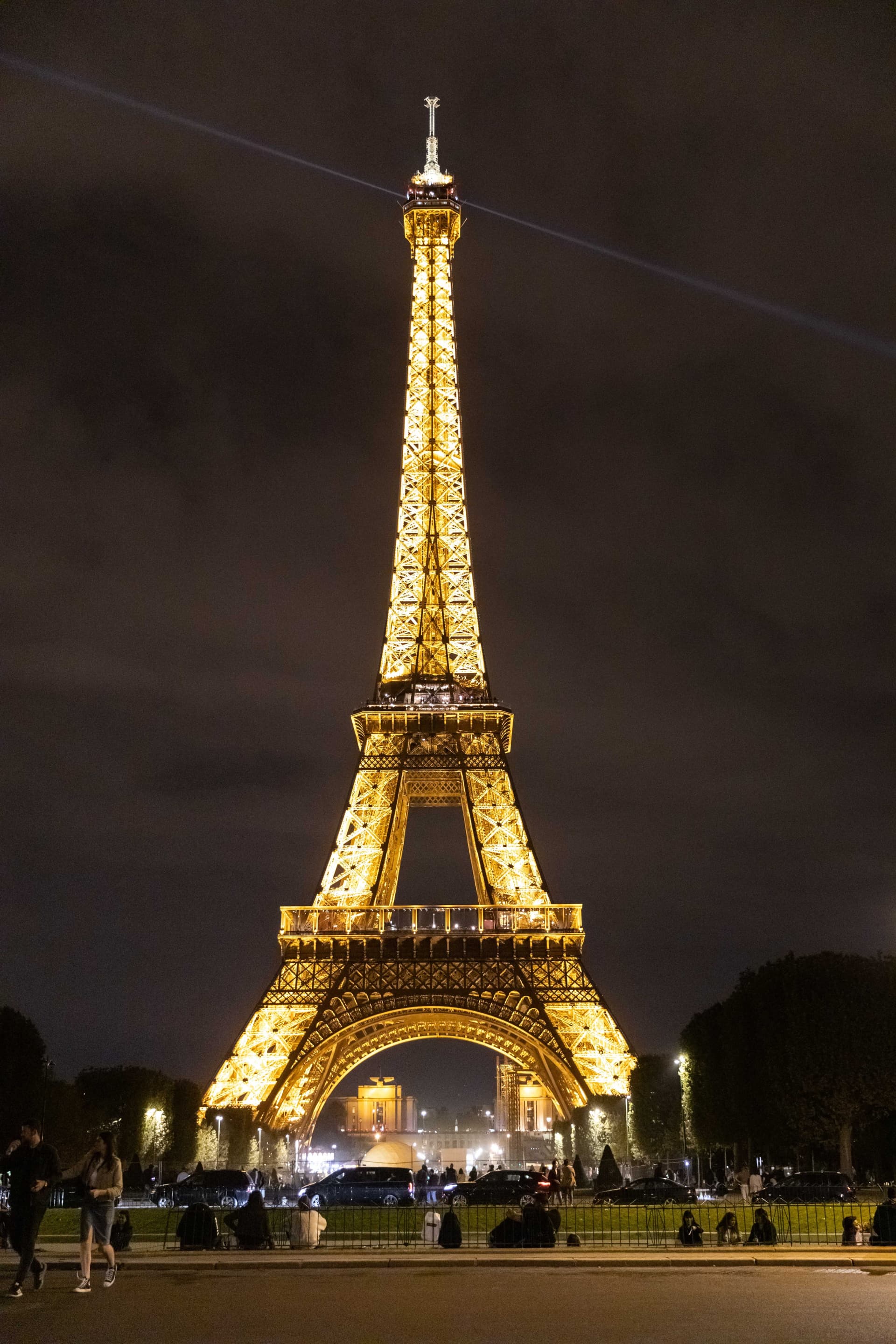 Moulin Rouge Cabaret Show and Paris Bus Tour - სურათი 12
