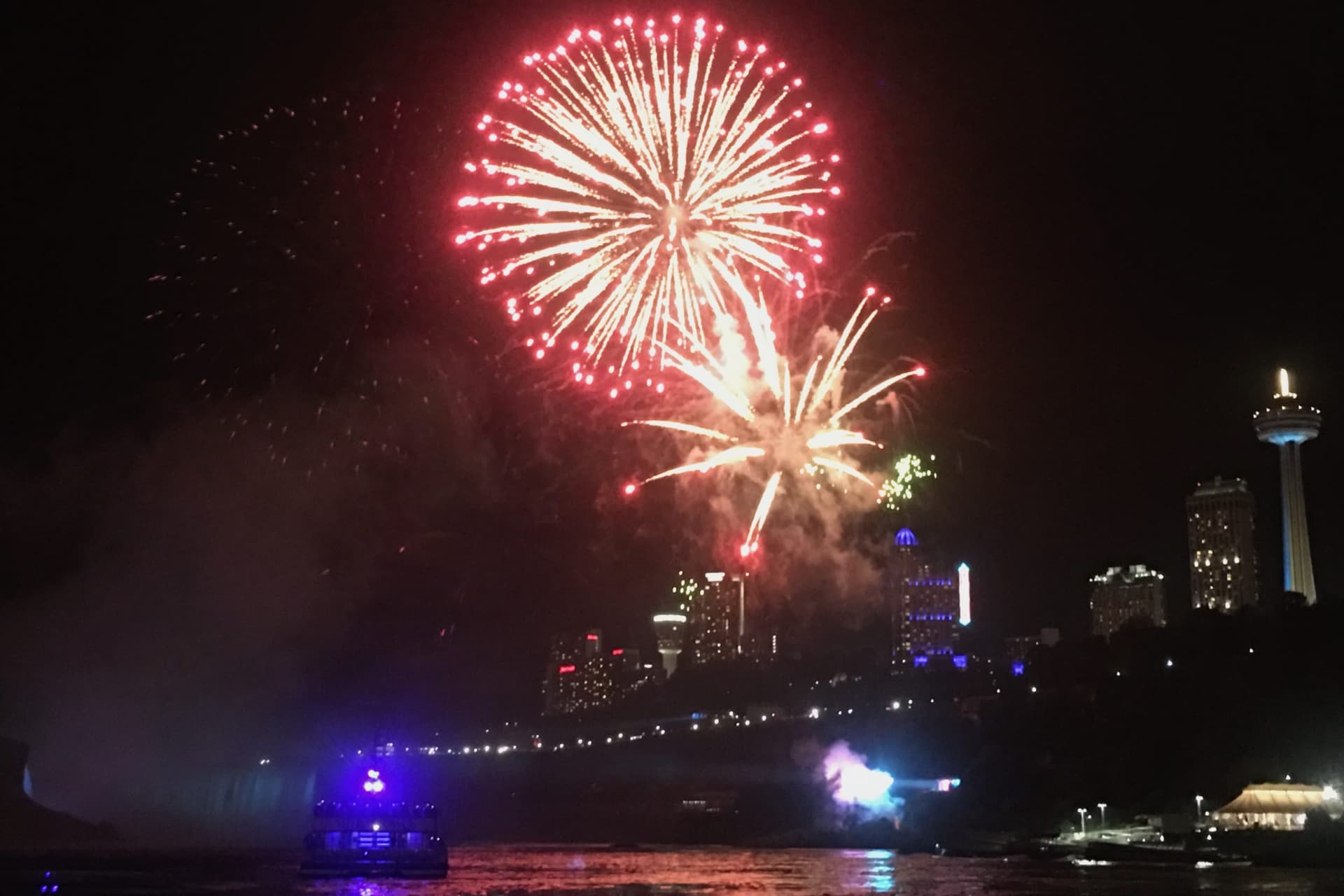 Niagara Falls USA: Night Illumination Tour & Optional Maid of the Mist - სურათი 10