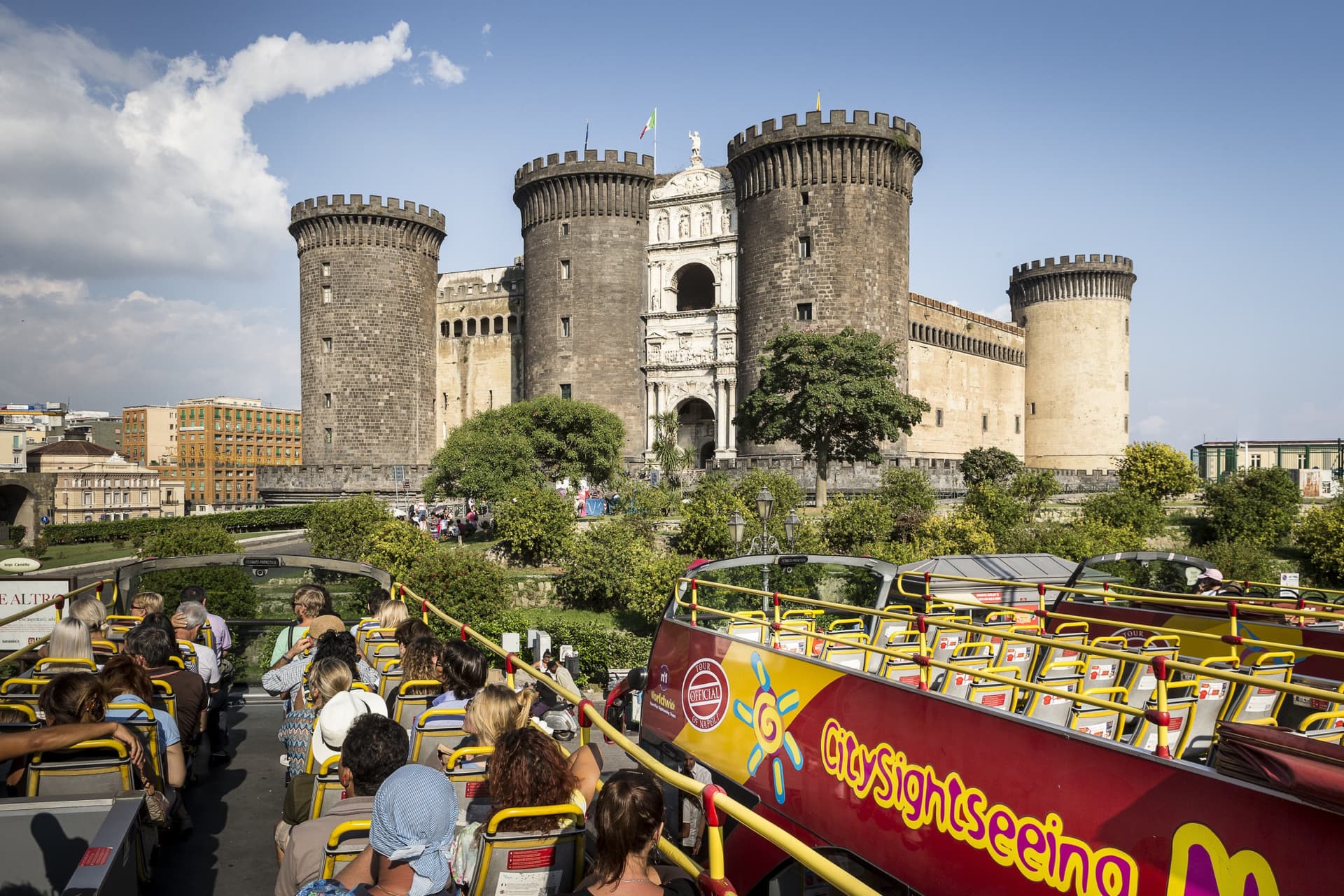 City Sightseeing Naples Hop-on Hop-off Bus Tour - მთავარი სურათი