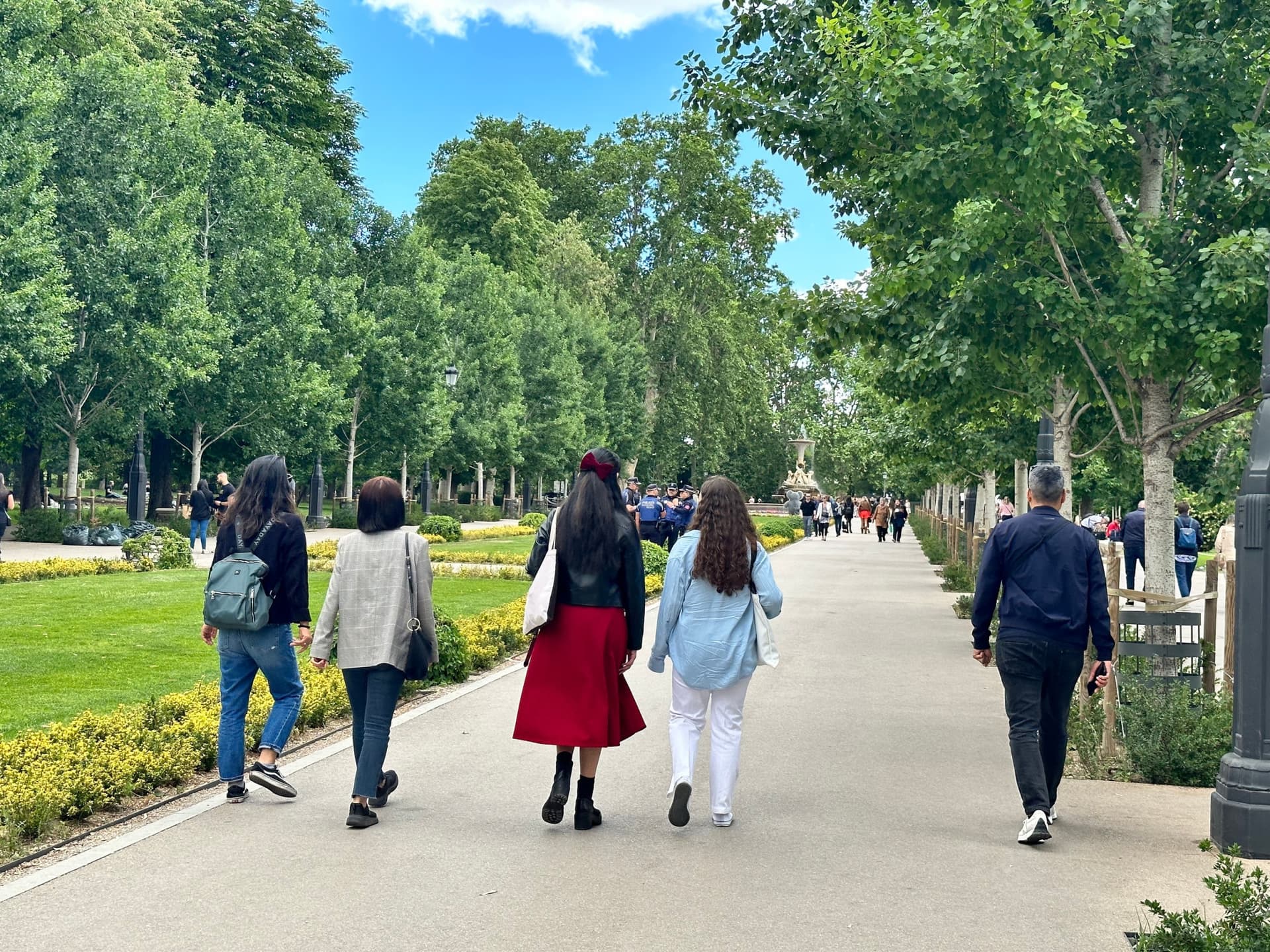 Madrid Highlights Tour with Prado Museum and Royal Palace Skip-the-Line Admission - სურათი 8