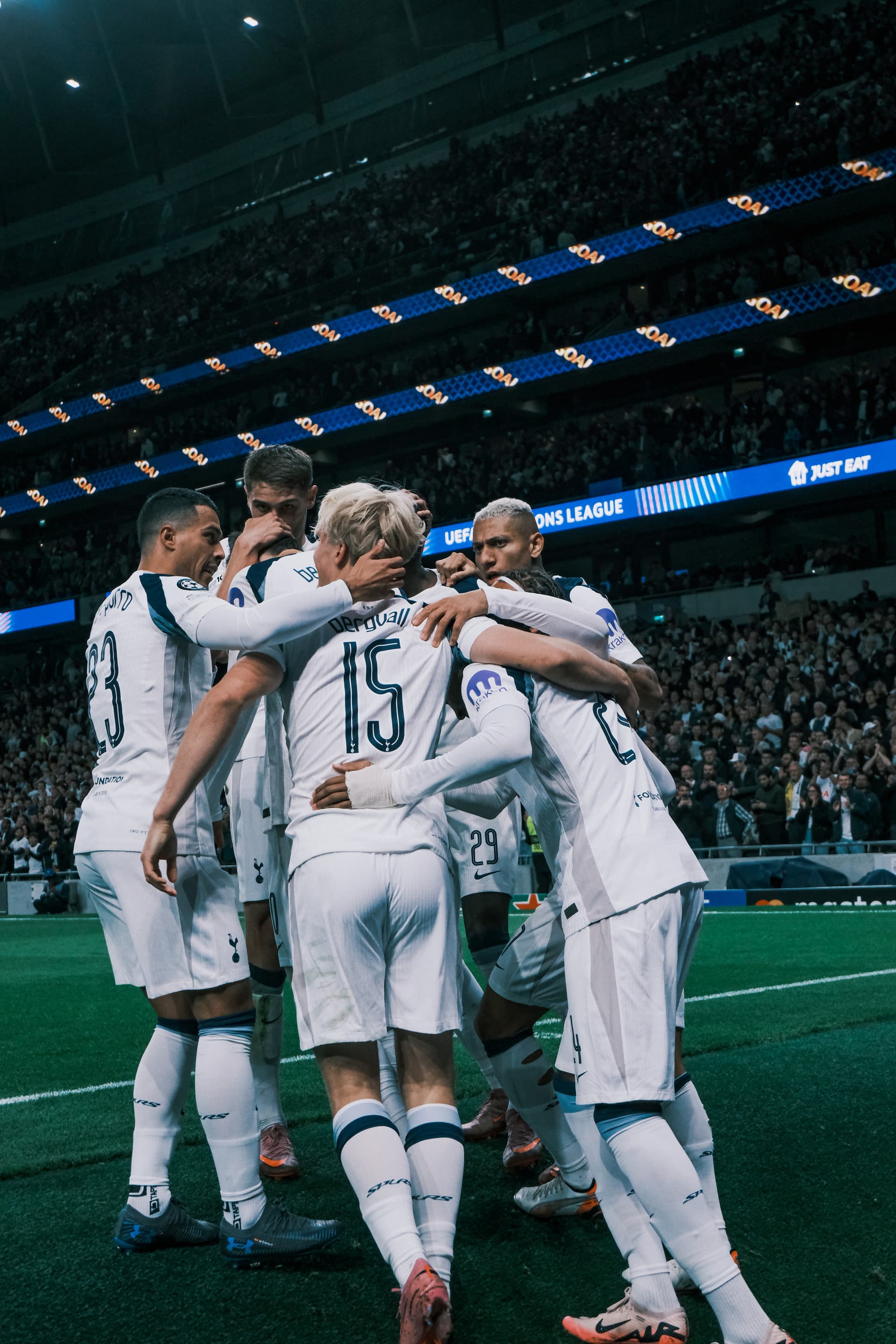 Premier League Football - Tottenham Hotspur FC Match Ticket at Tottenham Hotspur Stadium - სურათი 7