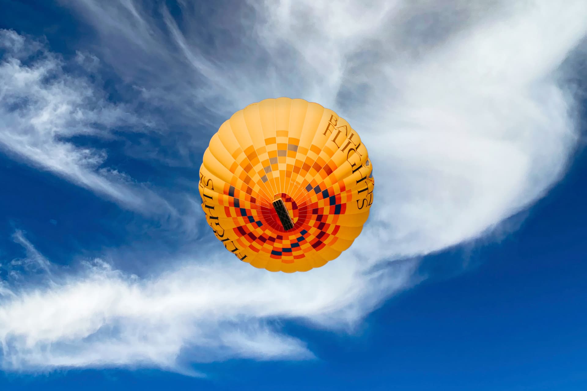 Dubai Hot Air Balloon Ride - სურათი 13