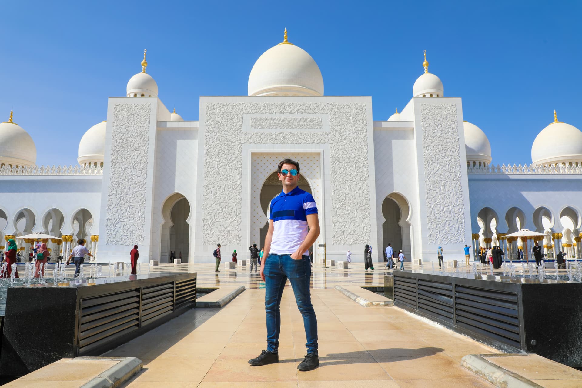 Sheikh Zayed Grand Mosque and Louvre Abu Dhabi Tour from Dubai - სურათი 13