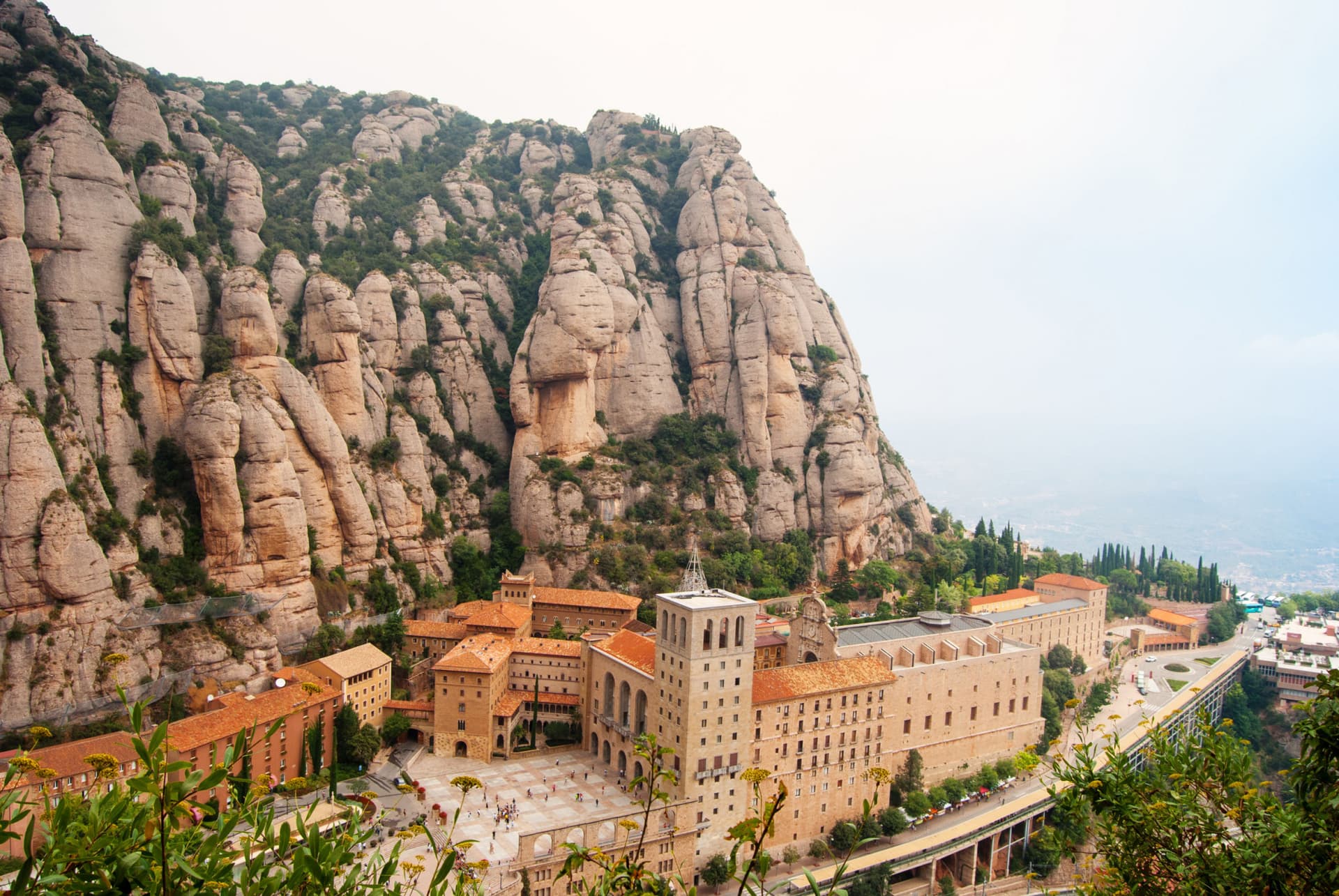 Montserrat Sunrise Tour from Barcelona - სურათი 8