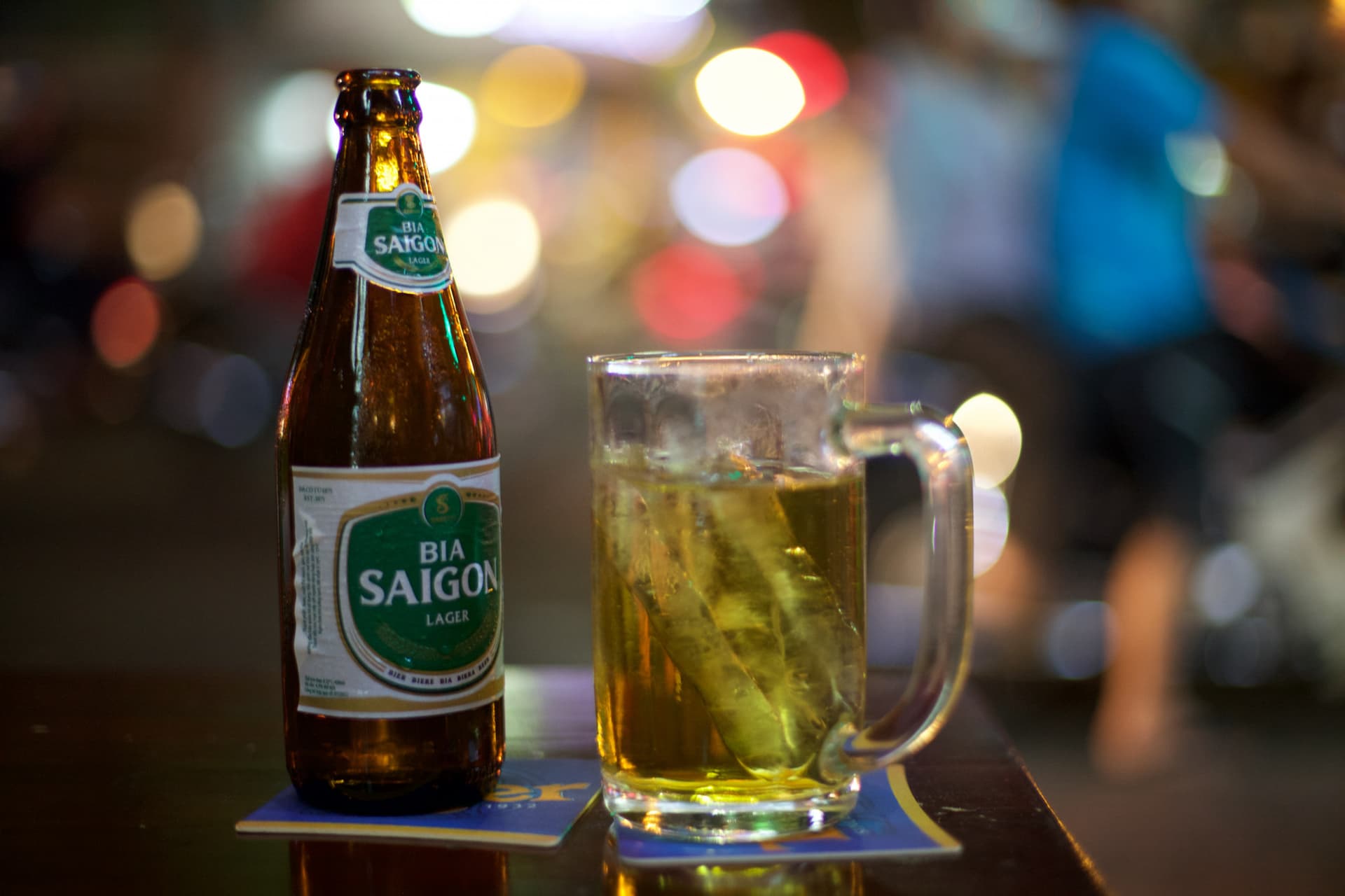 Ho Chi Minh City Night Food Tour by Motorbike - სურათი 6