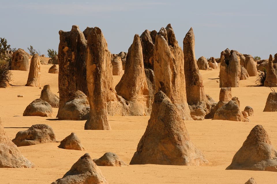 Pinnacles Desert Tour with 4WD Adventure from Perth - სურათი 3