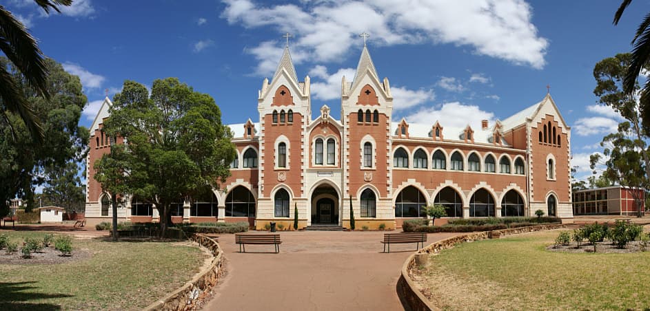 Pinnacles Desert and New Norcia Tour from Perth - მთავარი სურათი