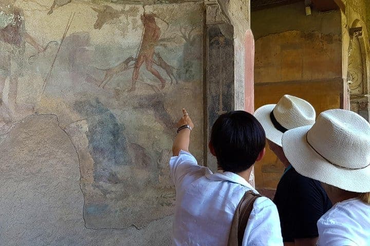 Tour of Pompeii with Priority Access from Sorrento - სურათი 6