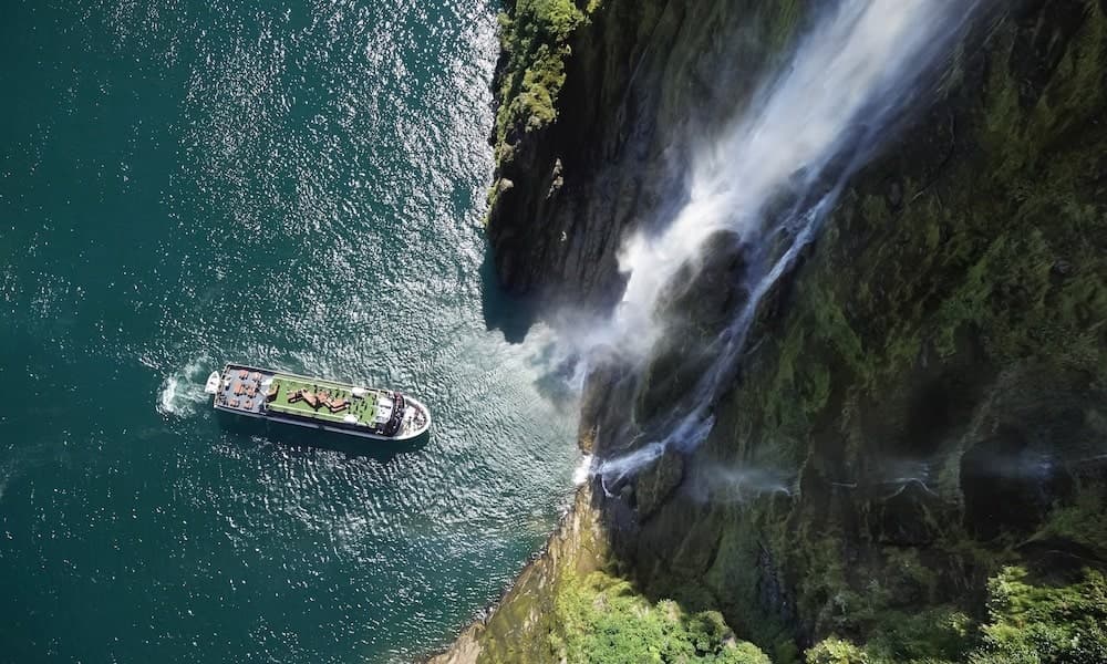 Milford Sound Cruise - სურათი 2