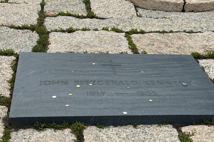 Arlington Cemetery Guided Tour with Changing of the Guard - სურათი 11