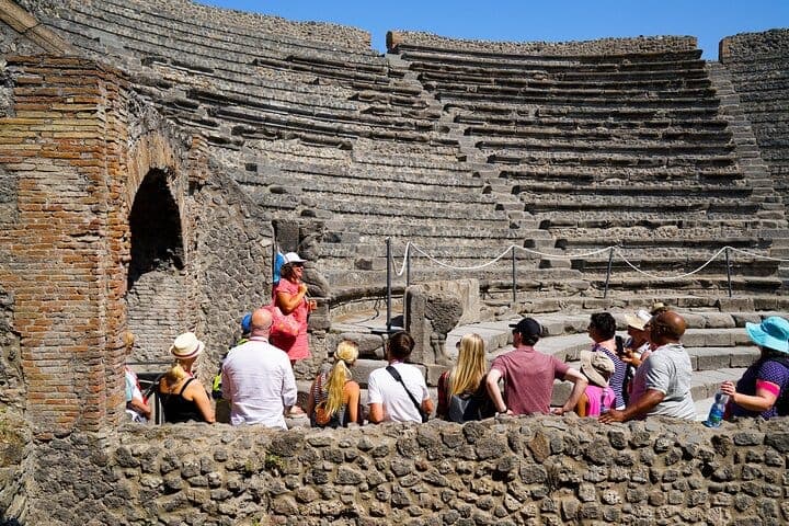 Tour of Pompeii & Mt. Vesuvius with Priority Access from Naples - სურათი 8