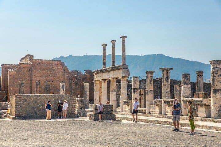Tour of Pompeii with Priority Access from Sorrento - სურათი 4